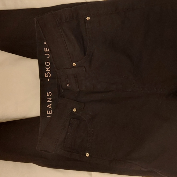 Black skinny jeans size 0 - Picture 4 of 5